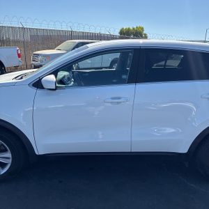 صورة 4 لـ 2018 KIA SPORTAGE LX