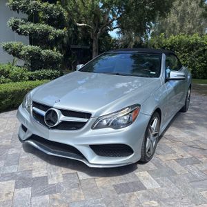 MERCEDES-BENZ E-CLASS - 1