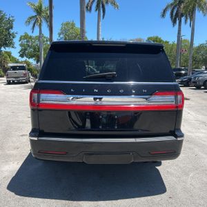 LINCOLN NAVIGATOR RESERVE - 7