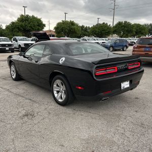 DODGE CHALLENGER SXT - 4