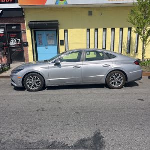 HYUNDAI SONATA SEL - 3