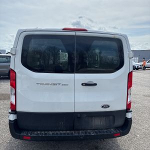 FORD TRANSIT 250 - 7