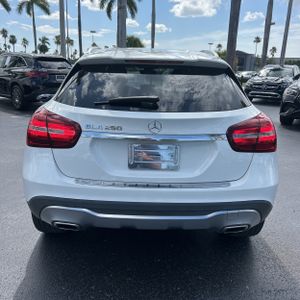 2020 Mercedes-BENZ GLA — фото 7