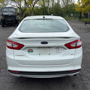FORD FUSION SE - 7