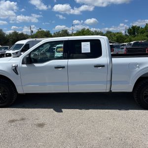 FORD F-150 XLT - 4