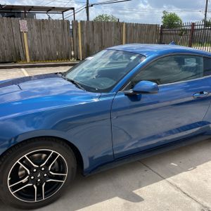 FORD MUSTANG ECOBOOST - 2