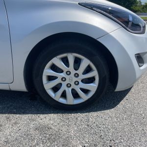 صورة مصغرة 18 لـ 2011 Hyundai ELANTRA GLS