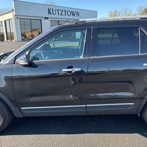 FORD EXPLORER XLT - 4