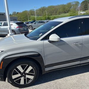 HYUNDAI IONIQ 9 SEL - 2