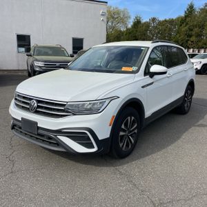 VOLKSWAGEN TIGUAN S 4MOTION - 1