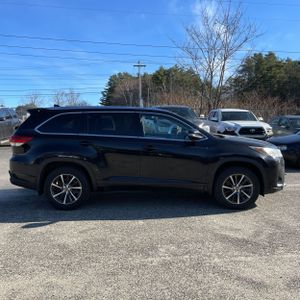 TOYOTA HIGHLANDER - 10