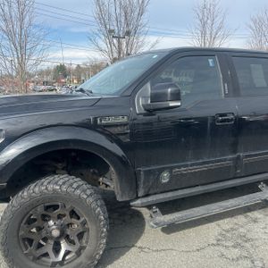 FORD F-150 LARIAT - 2