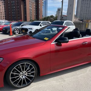 MERCEDES-BENZ E-CLASS - 2