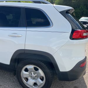 JEEP CHEROKEE LATITUDE PLUS - 6