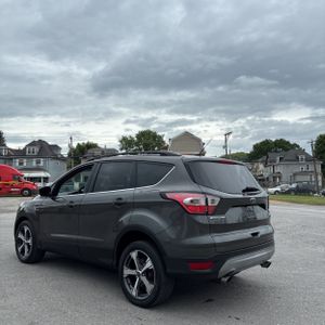 FORD ESCAPE SE - 3