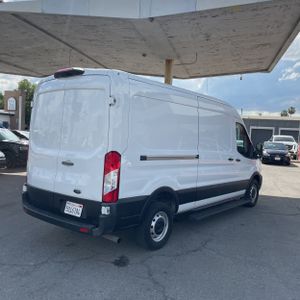 FORD TRANSIT 250 - 8