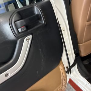 صورة مصغرة 72 لـ 2016 JEEP WRANGLER UNLIMITED SAHARA