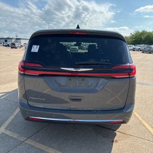 CHRYSLER PACIFICA SELECT - 7