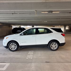 Chevrolet Equinox LS - 3