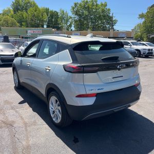 CHEVROLET BOLT EUV LT - 5