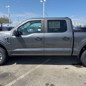 FORD F-150 XLT - 4