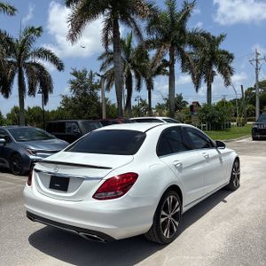 2015 Mercedes-BENZ C-CLASS 照片 8