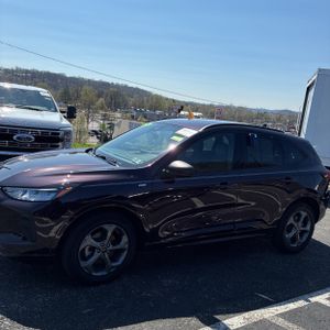 FORD ESCAPE ST-LINE - 3