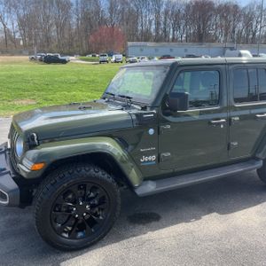 JEEP WRANGLER 4XE UNLIMITED SAHARA 4X4 - 2