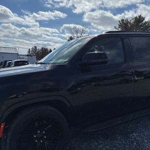 JEEP WAGONEER SERIES II CARBIDE - 2