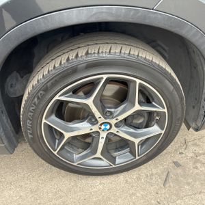 2017 BMW X1 XDRIVE28I — фото 19