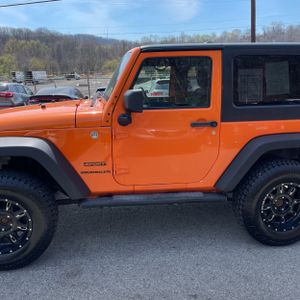 JEEP WRANGLER SPORT - 4