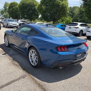 FORD MUSTANG GT PREMIUM - 5