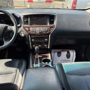 صورة 37 لـ 2015 Nissan PATHFINDER SL