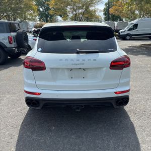 PORSCHE CAYENNE BASE - 7