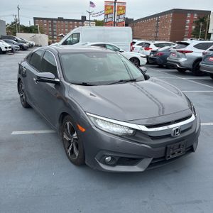صورة 12 لـ 2016 Honda CIVIC TOURING
