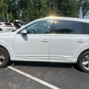 صورة 4 لـ 2024 AUDI Q7 PREMIUM PLUS