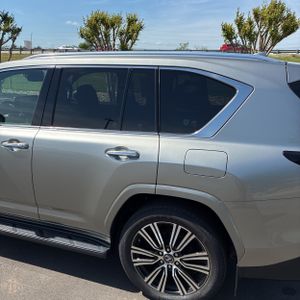 LEXUS LX 600 LUXURY - 6
