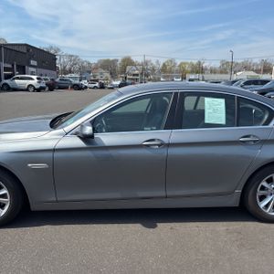 BMW 528I XDRIVE - 4