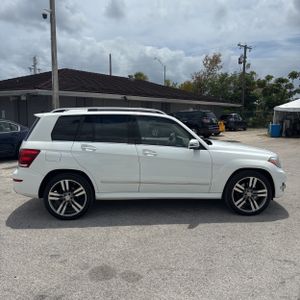 MERCEDES-BENZ GLK - 10