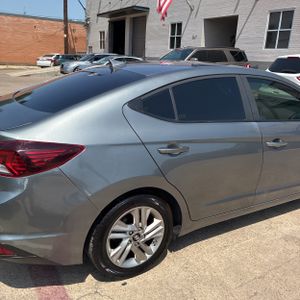 2019 Hyundai ELANTRA SEL — фото 9