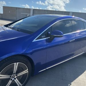 MERCEDES-BENZ EQS - 2