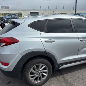 HYUNDAI TUCSON SEL - 9