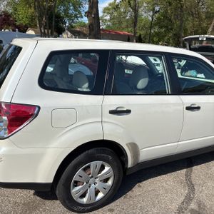 SUBARU FORESTER X - 9