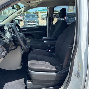 2019 Dodge GRAND CARAVAN SE 照片 31