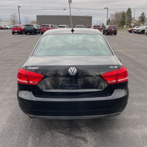 VOLKSWAGEN PASSAT 2.0L TDI SE - 7