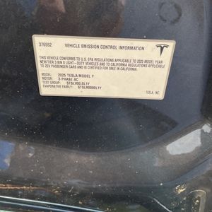 صورة مصغرة 45 لـ 2025 Tesla MODEL Y LONG RANGE