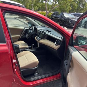 صورة مصغرة 33 لـ 2013 Toyota RAV4 XLE