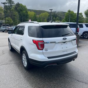 FORD EXPLORER XLT - 5