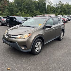 2015 Toyota RAV4 LE 照片 1