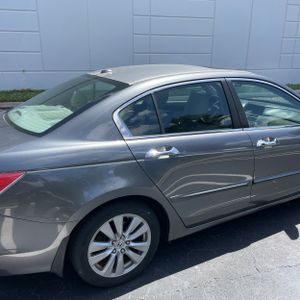 HONDA ACCORD EX-L V6 W/NAVI - 9